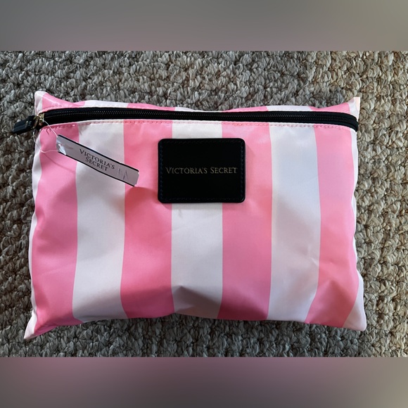 NEW‼️ VICTORIA'S Secret Lightweight & Pakable Weekend Tote Bag striped 2pc - Picture 16 of 16